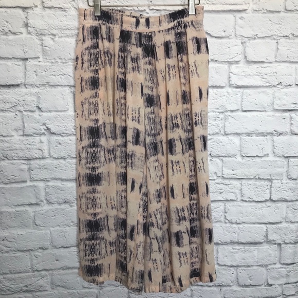 Anthropologie Pants - Elevenses Wide Leg Capri Pants